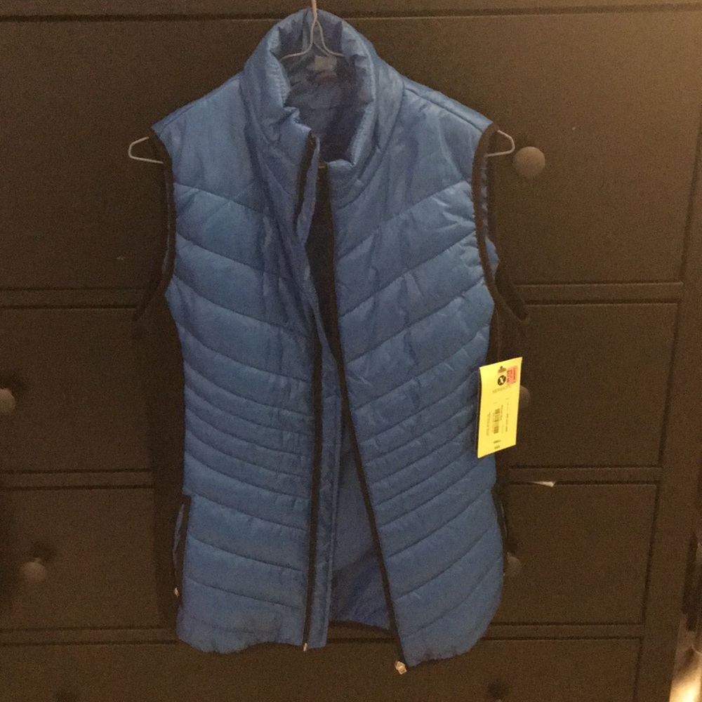 Xersion sleeveless puffy jacket